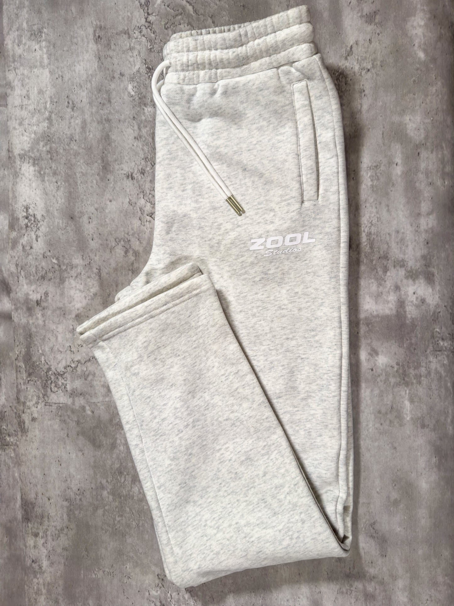 زول جوغر | رمادي فاتح